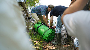 Vorführung einer Wassersperre der Firma Beaver Protection Systems im nahegelegenen Oetternbach