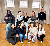 Gruppenaufnahme der deutschen Teilnehmerinnen und Teilnehmer des European Youth Campus im Rathaus Detmold