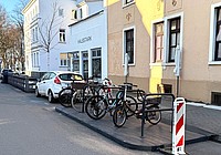 Der erste Fiestflonder ist in Detmold in der Grabbestraße aufgestellt worden.