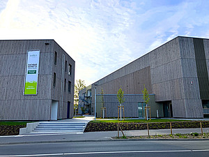 Neubau einer viergruppigen Kindertagesstätte mit 19 Sozialwohnungen und ein Nachbarschaftszentrum mit Quartiersmanagement