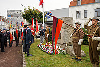 Detmolder Delegation bei Gedenkfeier in französischer Partnerstadt Saint-Omer